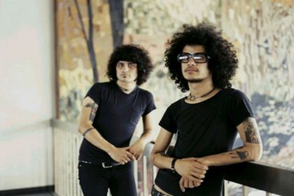 omar-rodriguez-lopez-y-cedric-bixler-zavala-tutupash-770x577